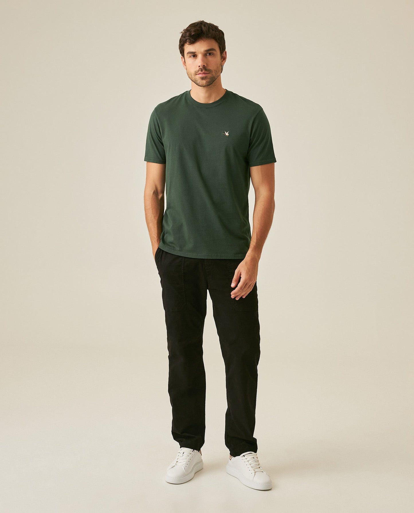Men's T-Shirt Slim Fit Short Sleeve Crewneck Cotton Vibrant Embroidered Duck Heart Point Chest - Dark Green
