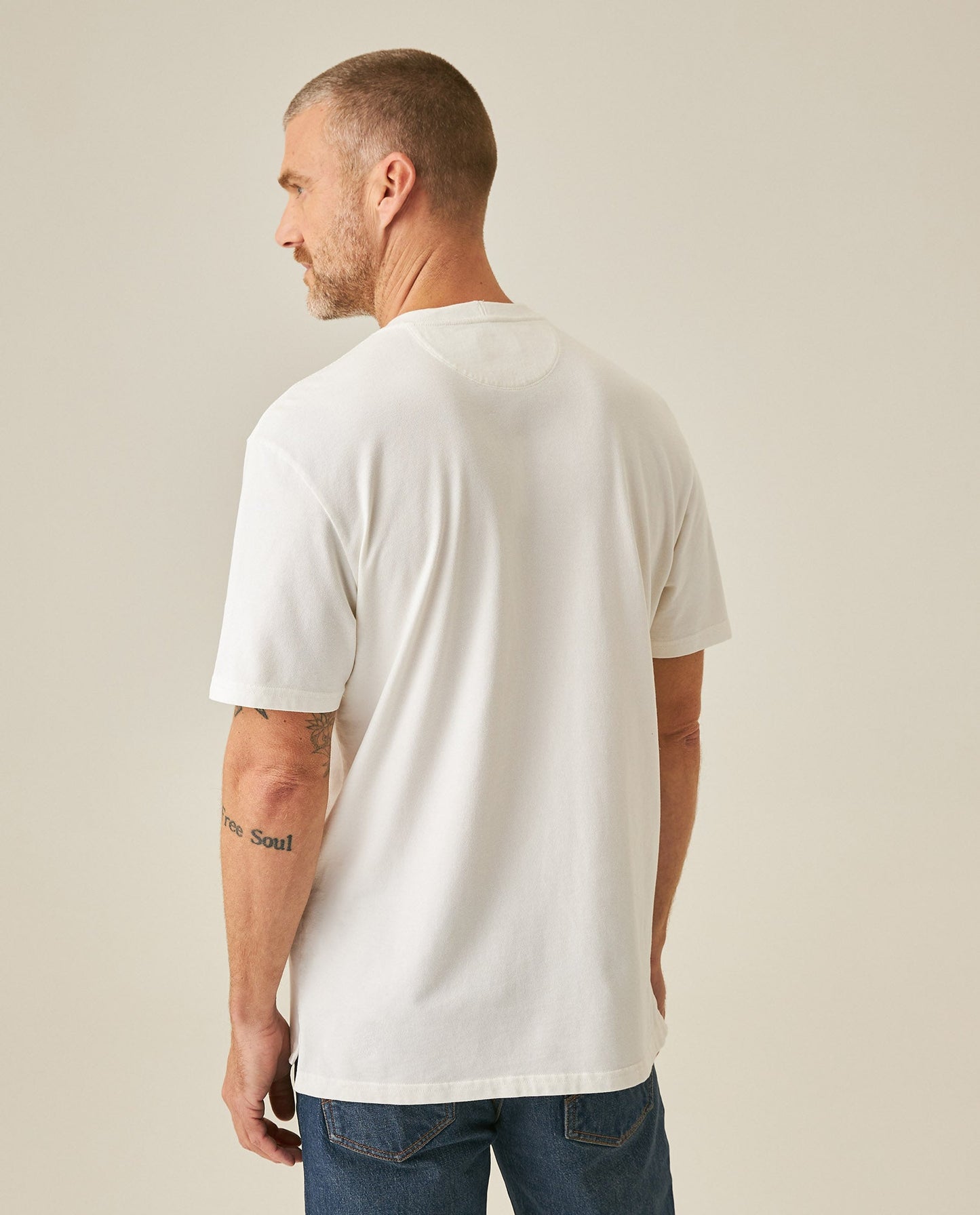 Men's T-Shirt Classic Fit Short Sleeve Cotton Elastane Piqué-Honeycomb Fabric Localized Graphic Red Vent Details - Raw