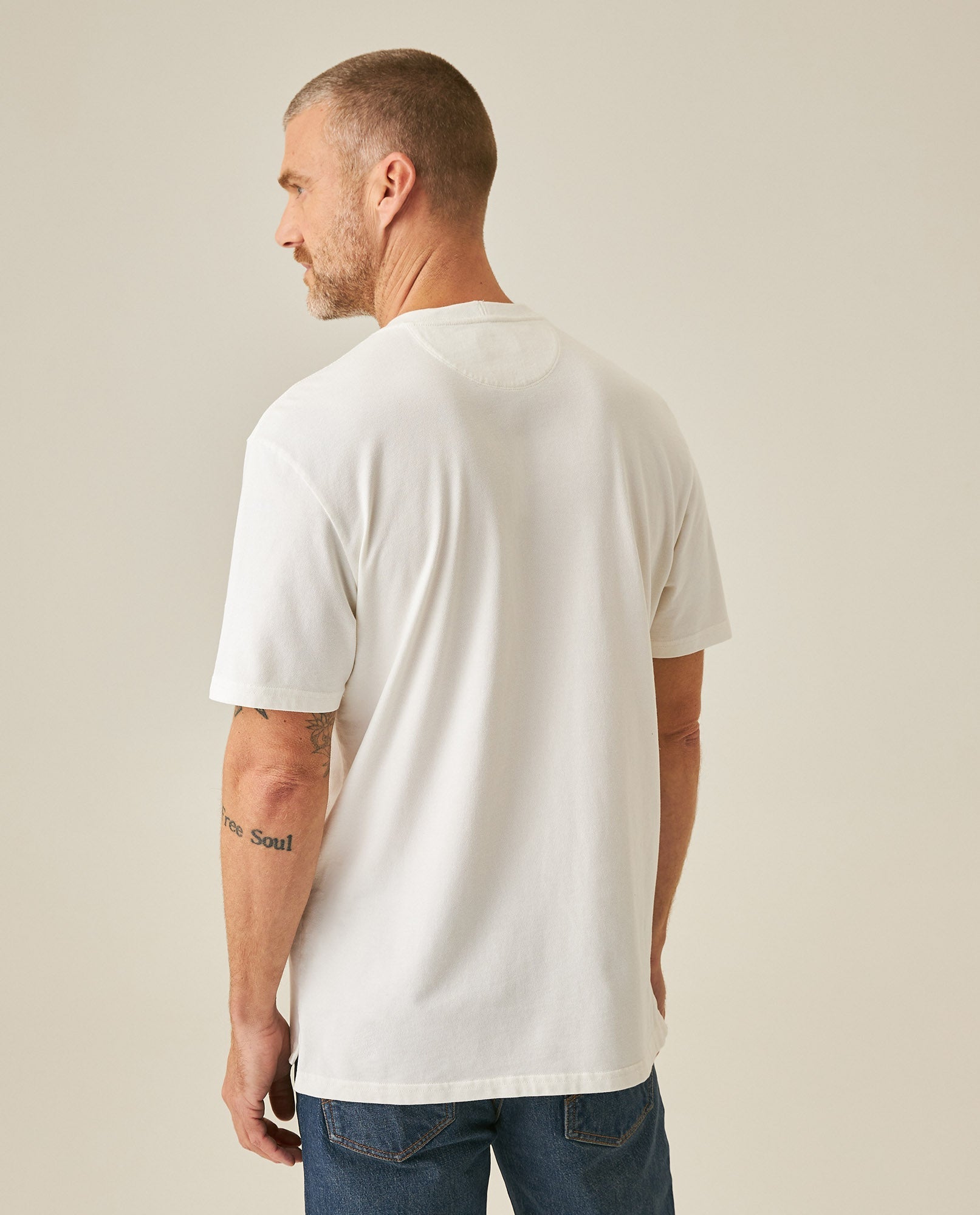 Men's T-Shirt Classic Fit Short Sleeve Cotton Elastane Piqué-Honeycomb Fabric Localized Graphic Red Vent Details - Raw