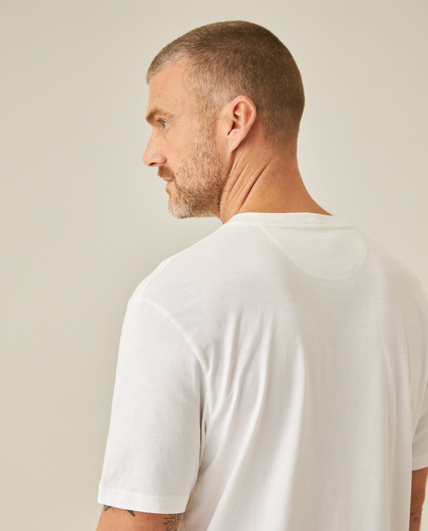Men's T-Shirt Slim Fit Short Sleeve Cotton Jersey Medium Weight Front Localized Graphic - Raw