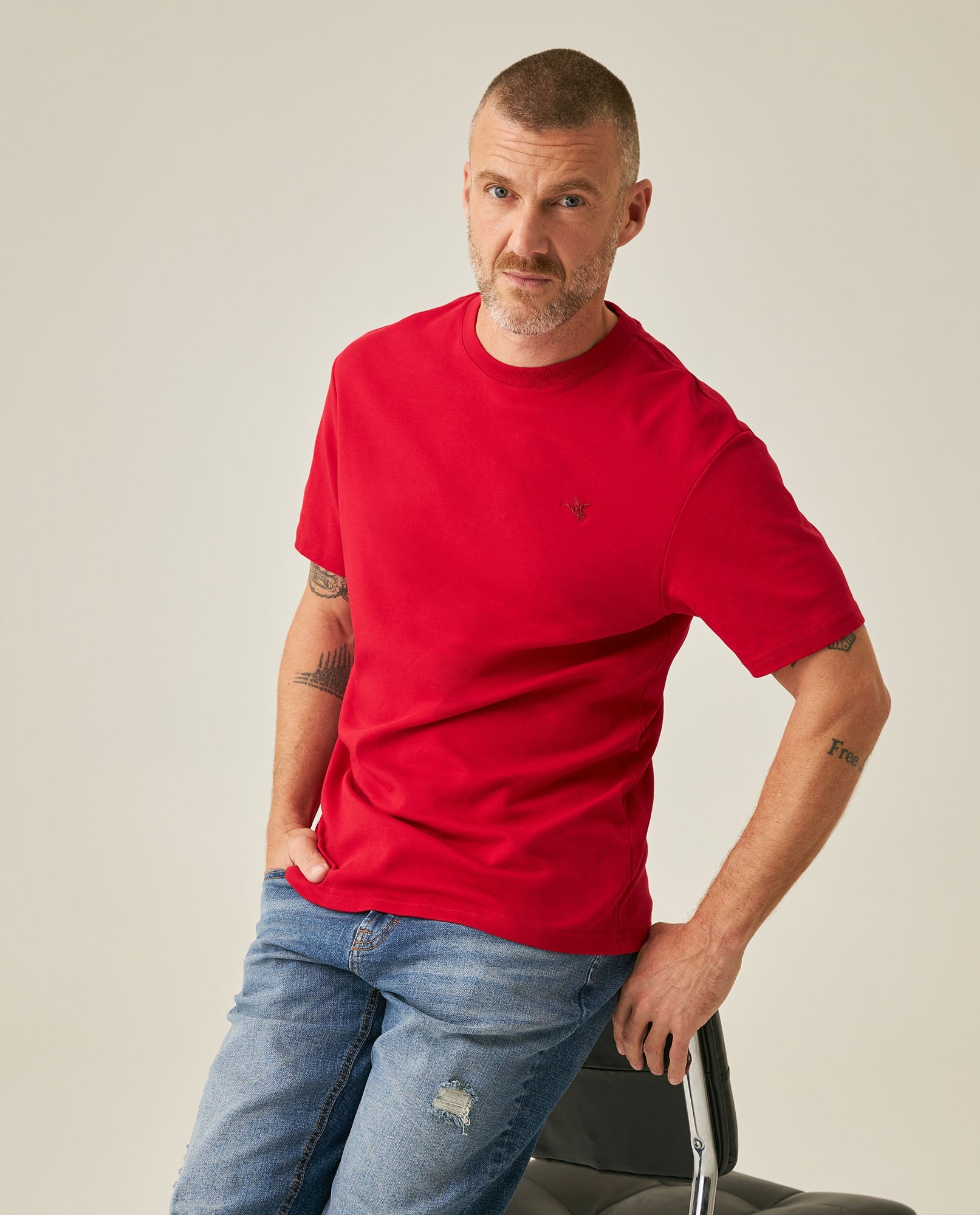 Men's T-Shirt Slim Fit Short Sleeve Cotton Jersey Double Knit Superior Durability Tone on Tone Duck Minimalist - Red